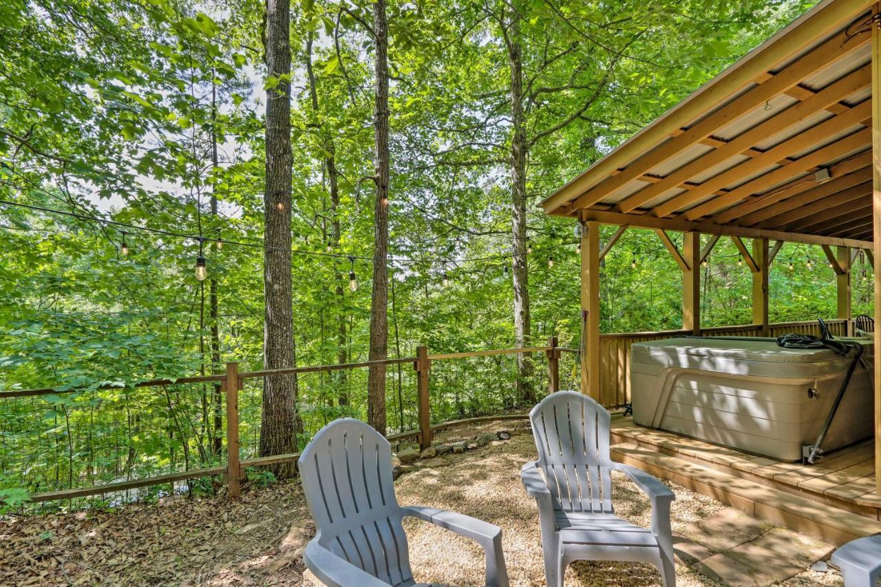 Bumblebee Cottage Murphy Retreat With Hot Tub Salem Exterior foto