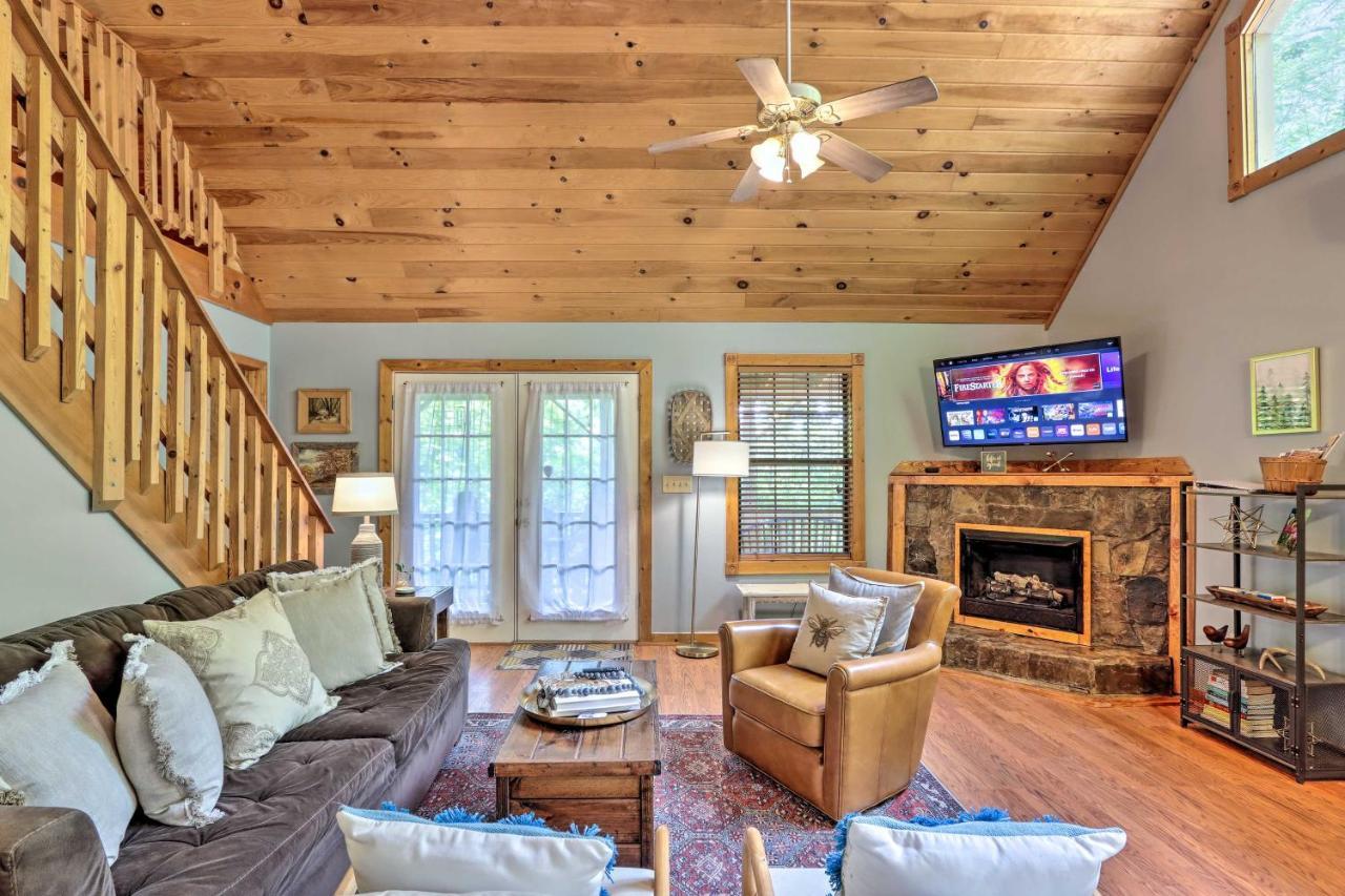 Bumblebee Cottage Murphy Retreat With Hot Tub Salem Exterior foto
