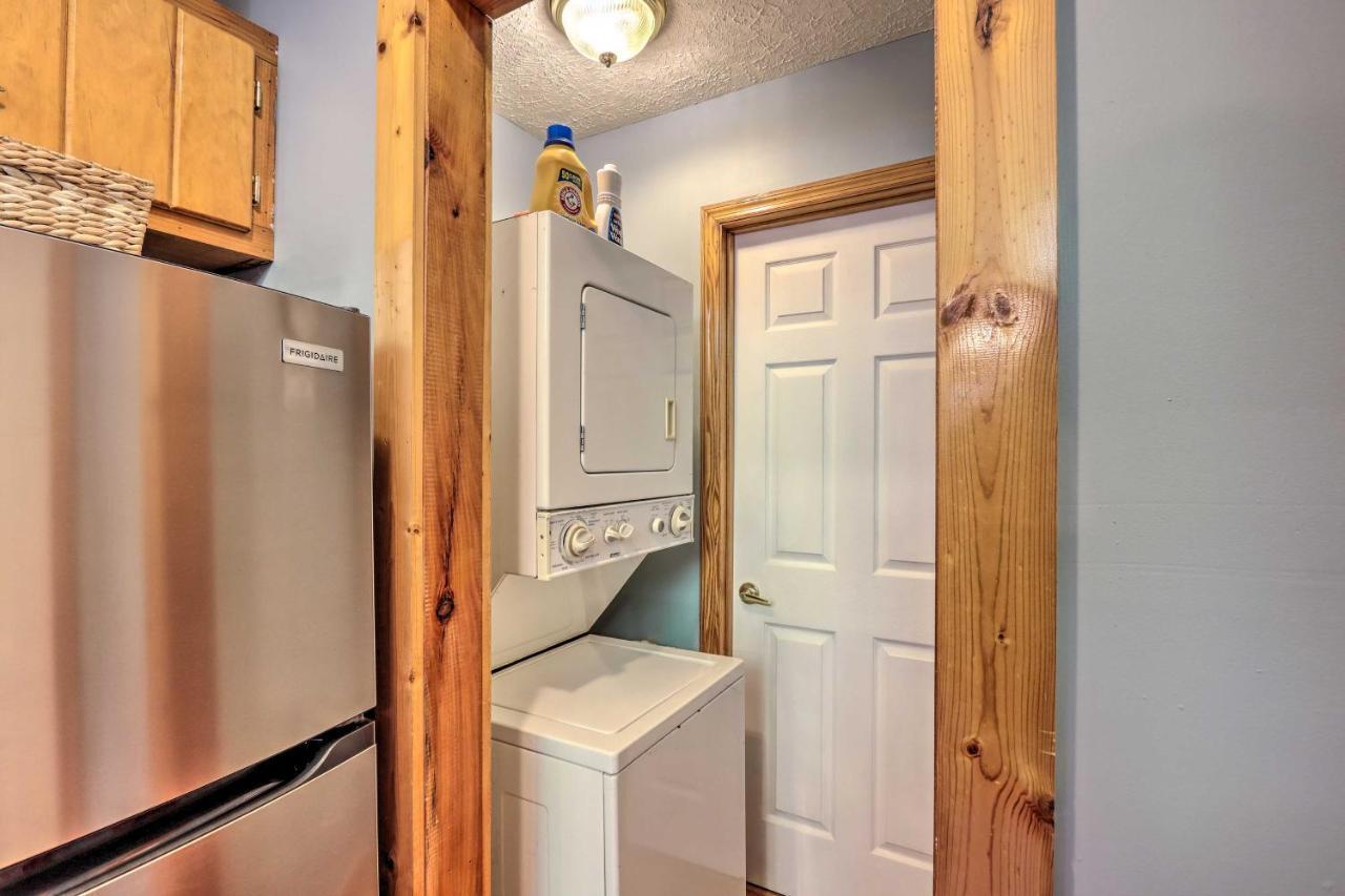 Bumblebee Cottage Murphy Retreat With Hot Tub Salem Exterior foto